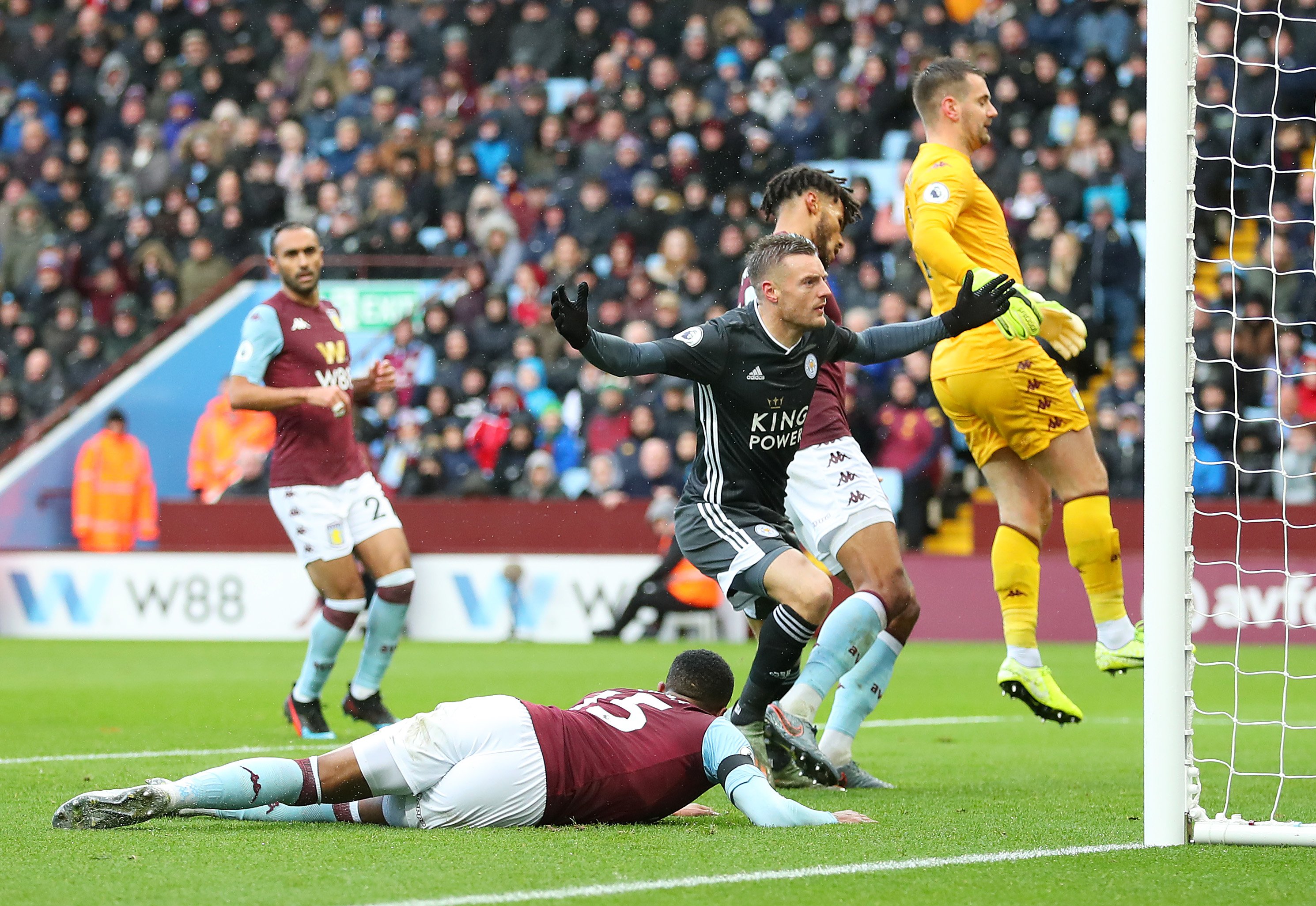 引领观众进 引领观众进